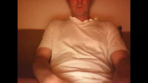 sunnygun0 online show from March 2026 06:25:02 PM