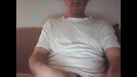 sunnygun0 online show from April 2026 04:26:01 PM