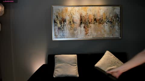 Sunny Rivers online show from January 2025 06:43:02 PM