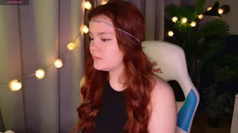 sunrise_enny online show from October 2025 07:11:01 PM