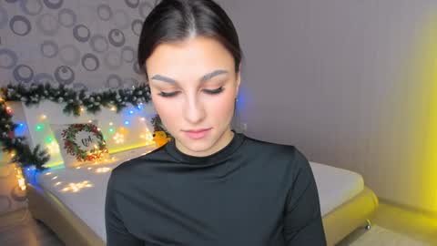 sunsetwithava online show from December 2024 05:20:02 AM