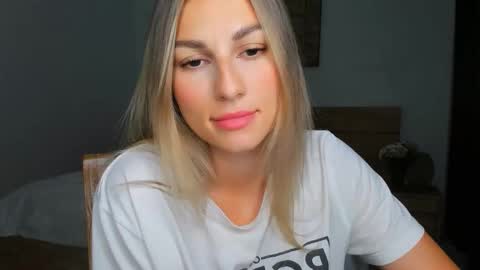 sunsetwithava online show from September 2025 05:42:01 AM