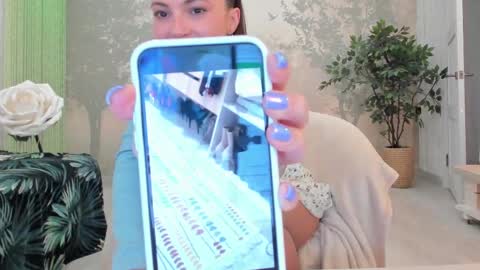 Eva  online show from March 2025 05:58:02 PM