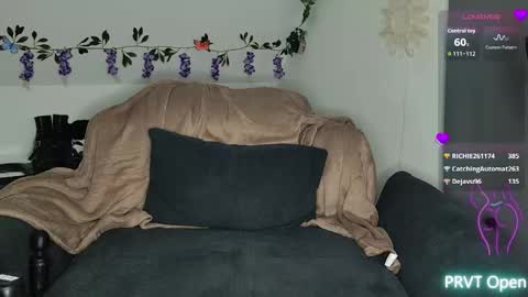 Snapshot of sunshine_darkness24 chatting on October 2025 04:36:02 PM Sunny online show from October 2025 04:36:02 PM