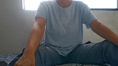 Annie online show from December 2024 09:13:01 PM