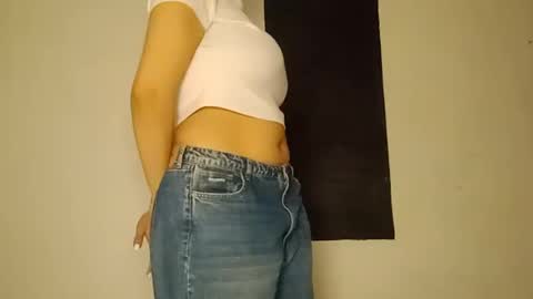 Annie online show from December 2024 03:08:02 AM