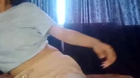 Annie online show from January 2025 08:52:02 PM