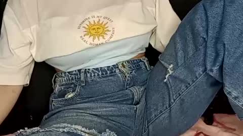 Annie online show from January 2025 10:48:01 PM