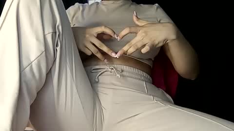 Annie online show from February 2025 11:03:02 PM