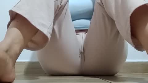 Annie online show from February 2026 04:22:01 AM