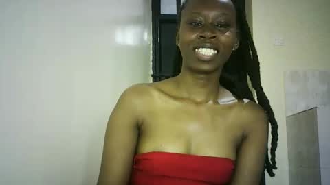 Snapshot of sunshine_g chatting on November 2025 06:38:02 AM Sunshine online show from November 2025 06:38:02 AM