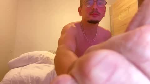 sunsyyy online show from March 2026 07:26:02 AM