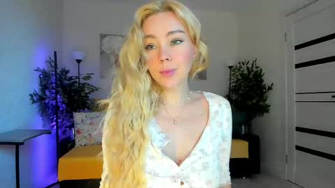 Jenn online show from June 2026 02:27:01 AM