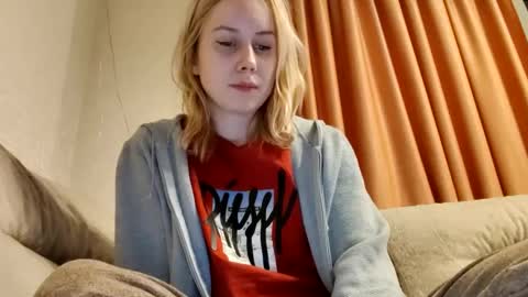 Snapshot of supereasyx chatting on February 2025 01:55:02 PM Annie online show from February 2025 01:55:02 PM