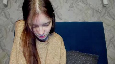 Una online show from March 2025 08:21:02 PM