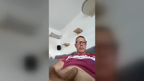supermikehot online show from June 2026 10:18:01 AM