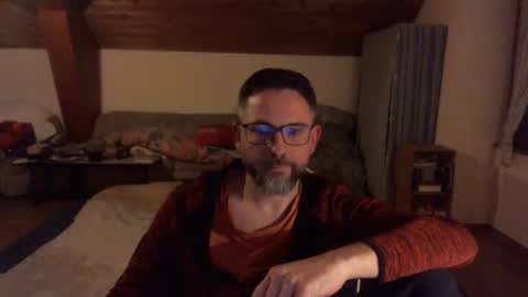 supersquirrel81 online show from October 2025 06:17:01 PM