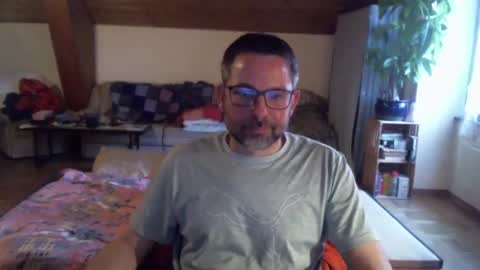 Snapshot of supersquirrel81 chatting on March 2026 06:59:01 AM supersquirrel81 online show from March 2026 06:59:01 AM