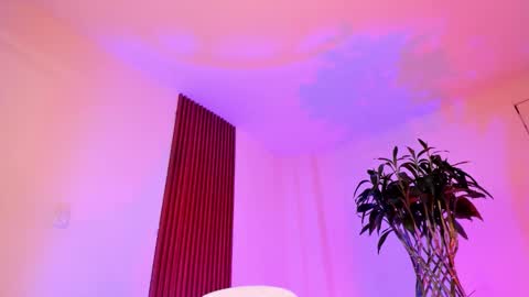 Snapshot of suprasexyjohn chatting on November 2025 08:19:02 PM llllSupra llll online show from November 2025 08:19:02 PM