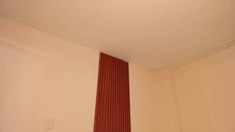 Snapshot of suprasexyjohn chatting on November 2025 08:07:02 PM llllSupra llll online show from November 2025 08:07:02 PM