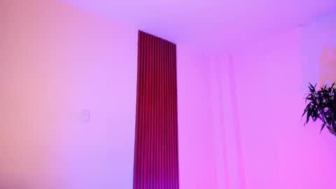 Snapshot of suprasexyjohn chatting on December 2025 01:13:01 AM llllSupra llll online show from December 2025 01:13:01 AM