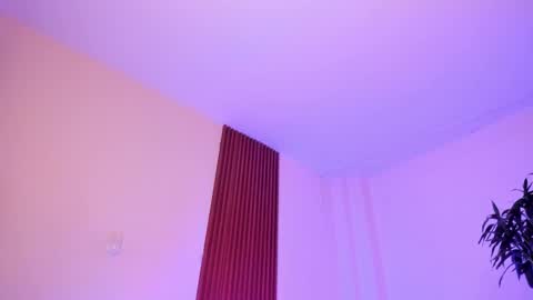 Snapshot of suprasexyjohn chatting on January 2026 06:32:02 PM llllSupra llll online show from January 2026 06:32:02 PM