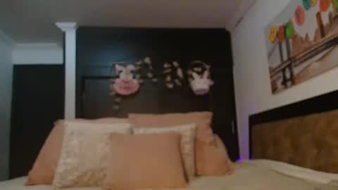 surella32 online show from March 2026 02:23:01 AM