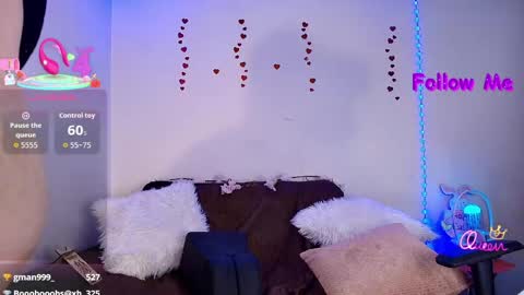 surella32 online show from May 2026 11:23:04 PM