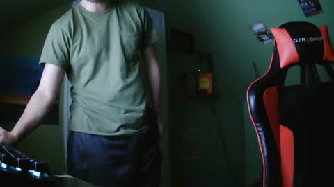 surferdude_here online show from October 2025 07:17:02 AM