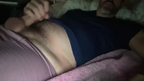 SurfGuy82 online show from November 2025 04:22:01 AM