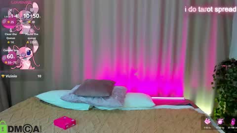 Snapshot of susan__clark chatting on October 2025 02:04:01 AM Annie online show from October 2025 02:04:01 AM