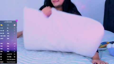 Snapshot of susan__naughty chatting on January 2025 10:27:02 AM SUSAN online show from January 2025 10:27:02 AM