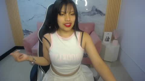 Susy online show from April 2026 08:17:01 PM