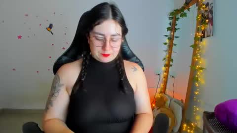 Snapshot of susan_fox1 chatting on February 2026 05:11:01 PM Dani online show from February 2026 05:11:01 PM