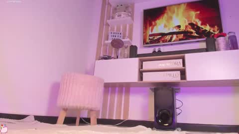     online show from September 2025 12:33:02 AM