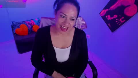 susan ramires online show from September 2025 11:08:02 PM