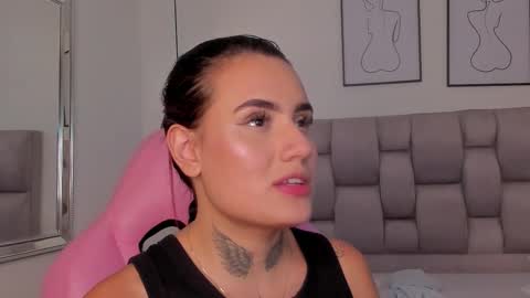 Susan online show from October 2025 09:14:02 PM