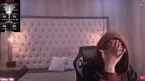 susan_voltaire online show from June 2026 11:52:02 AM