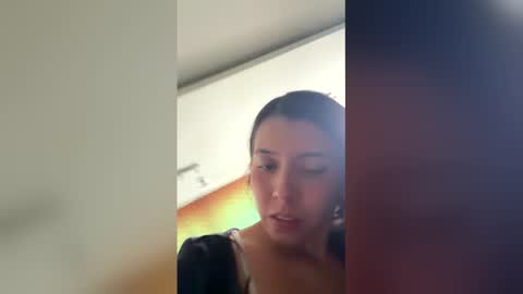 Snapshot of susanaduncann chatting on May 2026 06:47:01 PM Susana online show from May 2026 06:47:01 PM