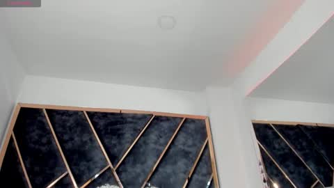 susanahenao online show from December 2025 07:08:02 PM