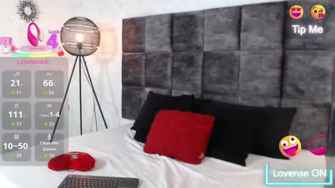 Susan online show from October 2025 09:45:01 PM