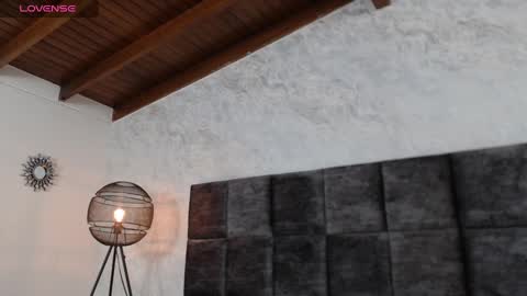 Susan online show from October 2025 09:12:02 PM