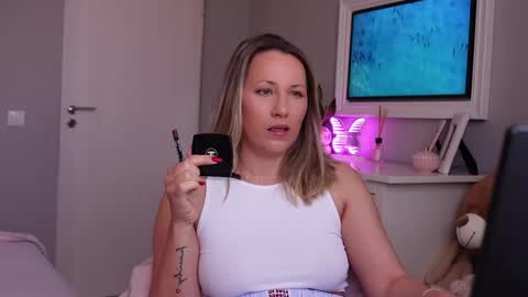 SusanJewel online show from April 2026 06:47:02 AM