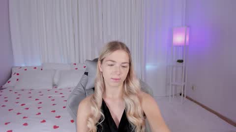 Susan online show from September 2025 02:13:02 AM