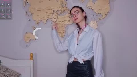 susannahtrojahn online show from February 2026 03:41:02 PM