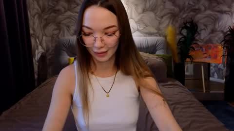 susannjohnson online show from September 2025 12:32:01 AM