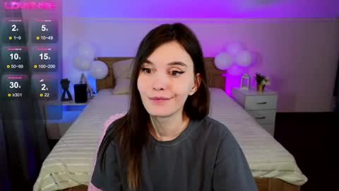 Susie online show from February 2025 08:14:01 AM