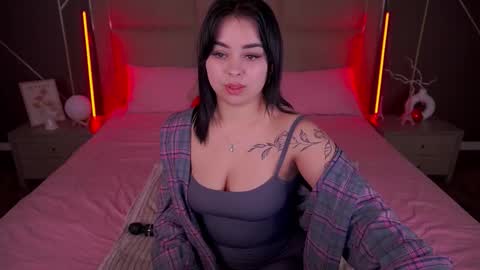 Susie online show from March 2026 05:44:01 AM