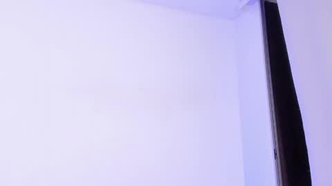 susisuarez online show from April 2026 04:01:01 AM