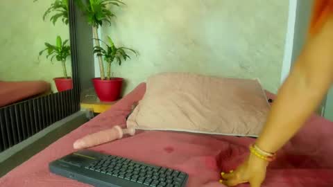 sussanmilf  online show from February 2025 05:20:02 PM